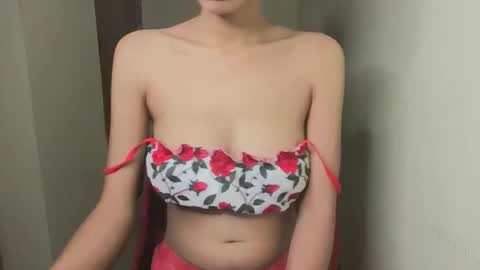 Snapshot of madhubala09 chatting on 30, 10, 2025 madhubala09 online show from 30, 10, 2025