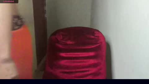 Snapshot of madhubala09 chatting on 3, 12, 2025 madhubala09 online show from 3, 12, 2025