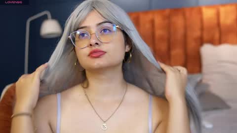Snapshot of madison_flamee chatting on 7, 5, 2026 Madison Flamee online show from 7, 5, 2026