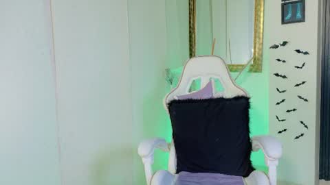 Snapshot of madison_jacksonn chatting on 2, 7, 2026 madison_jacksonn online show from 2, 7, 2026