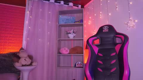 Madison   online show from 11, 11, 2025