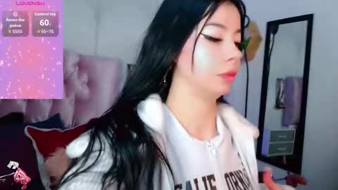 madison_oli online show from 28, 11, 2025