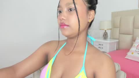 Snapshot of madisongomez16 chatting on 2, 6, 2026 madisongomez16 online show from 2, 6, 2026
