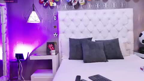Snapshot of madissonpayton chatting on 12, 7, 2026 MadissonPayton online show from 12, 7, 2026