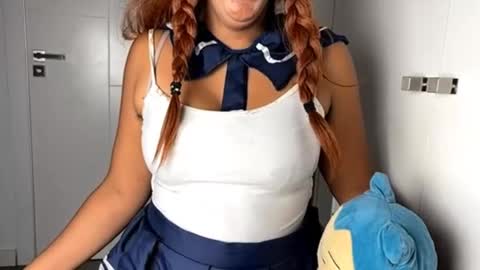 Maddie online show from 21, 10, 2025