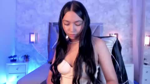 Snapshot of mady_roa chatting on 10, 7, 2026 Mady Roa online show from 10, 7, 2026