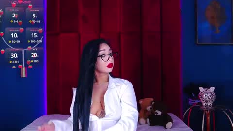 MadyLuxx online show from 17, 4, 2026