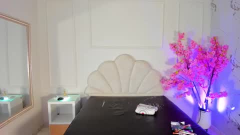 madyscarlett online show from 11, 10, 2025