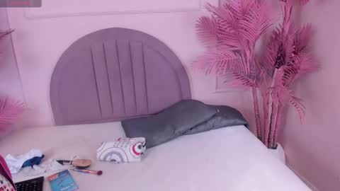 madyscarlett online show from 20, 10, 2025