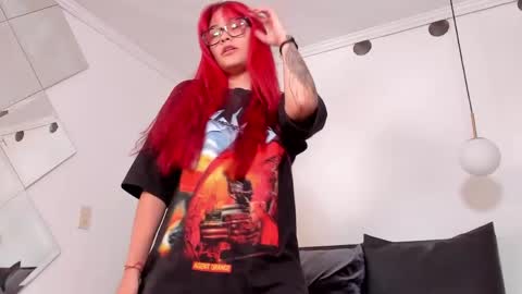 Mae Lyra online show from 27, 5, 2026