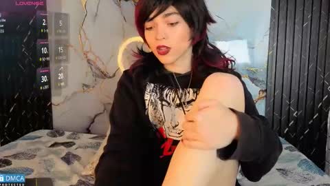 maevekuro online show from 10, 11, 2025