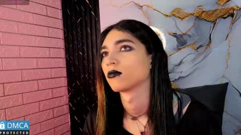 maevekuro online show from 16, 5, 2026