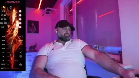 Snapshot of magabear chatting on 13, 5, 2026 Magabear online show from 13, 5, 2026