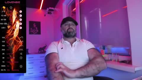 Snapshot of magabear chatting on 29, 5, 2026 Magabear online show from 29, 5, 2026