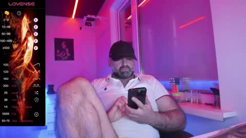 Snapshot of magabear chatting on 31, 5, 2026 Magabear online show from 31, 5, 2026