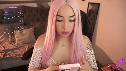   online show from 28, 2, 2026