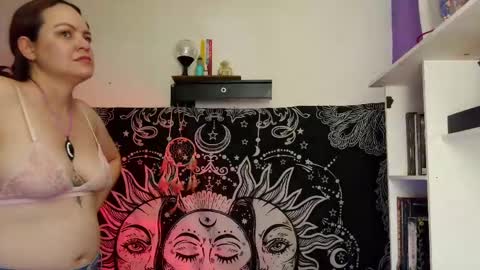 Claire online show from 11, 4, 2026