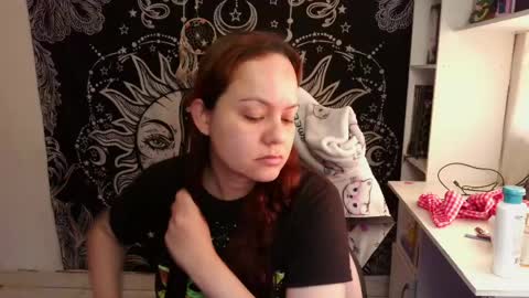 Snapshot of magic_clairewitch chatting on 26, 4, 2026 Claire online show from 26, 4, 2026