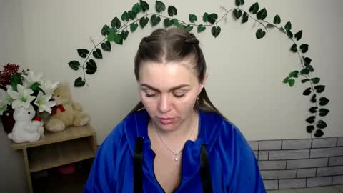 magic_katarina_ online show from 10, 10, 2025