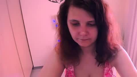 Snapshot of magic_kristy chatting on 14, 7, 2026 Kristy online show from 14, 7, 2026