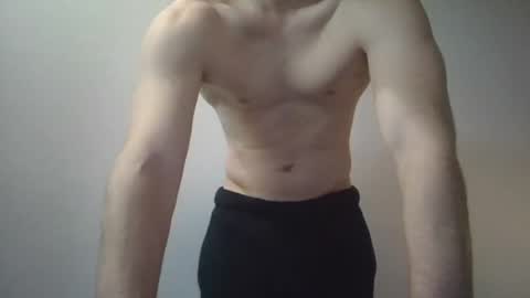 Snapshot of magic_toni chatting on 4, 3, 2026 Magic Toni online show from 4, 3, 2026