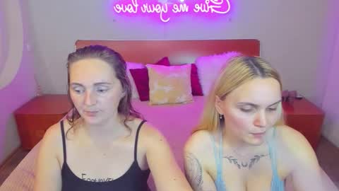 Lili and Bella online show from 28, 11, 2025