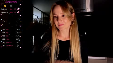 Snapshot of magicpeaach chatting on 14, 12, 2024 magicpeaach online show from 14, 12, 2024