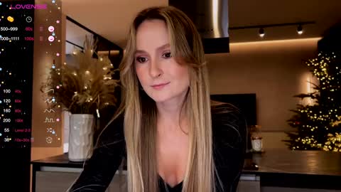 Snapshot of magicpeaach chatting on 13, 1, 2025 magicpeaach online show from 13, 1, 2025