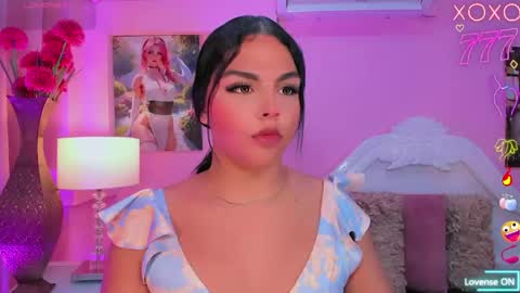 Snapshot of maia_hotts chatting on 1, 5, 2026 CamiiGarcia online show from 1, 5, 2026