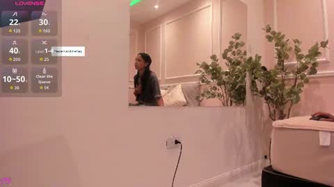 Snapshot of maia_lion chatting on 16, 7, 2026 Maia online show from 16, 7, 2026