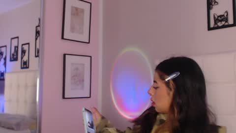 Maia Reficco online show from 1, 4, 2026