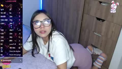 Snapshot of maiaa_evans chatting on 5, 3, 2025 t online show from 5, 3, 2025