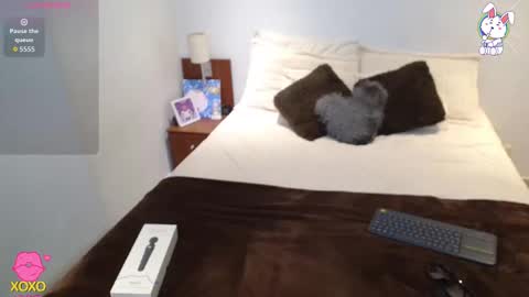 Snapshot of maiaa_evans chatting on 12, 10, 2025 t online show from 12, 10, 2025