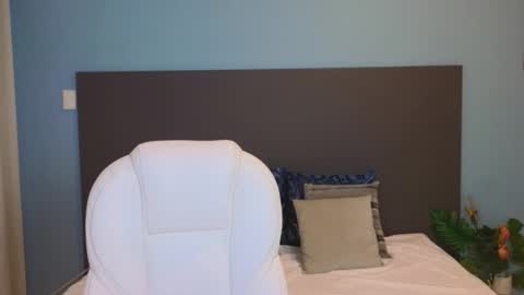 Maiaa Ruiz  online show from 27, 1, 2025