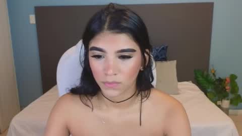 Maiaa Ruiz  online show from 31, 1, 2025