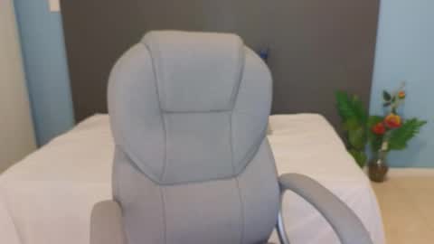 Maiaa Ruiz  online show from 22, 9, 2025