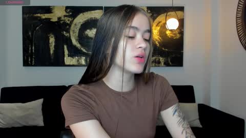 Snapshot of maiacollins chatting on 18, 1, 2026 Maia online show from 18, 1, 2026