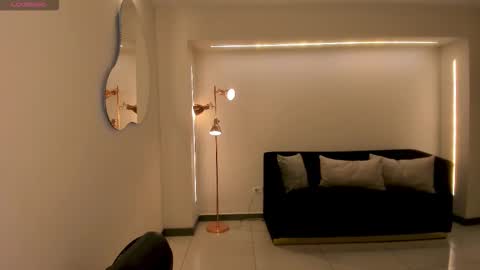 Snapshot of maiacollins chatting on 8, 2, 2026 Maia online show from 8, 2, 2026