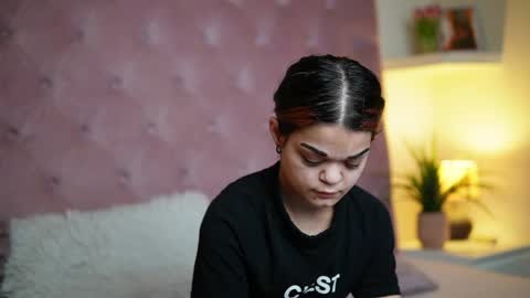  Maia  online show from 6, 3, 2026