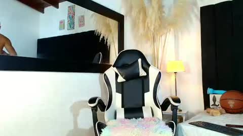 Snapshot of maicolparker0 chatting on 20, 6, 2026 maicolparker0 online show from 20, 6, 2026