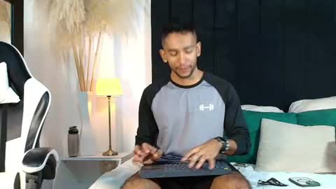 Snapshot of maicolparker0 chatting on 29, 6, 2026 maicolparker0 online show from 29, 6, 2026