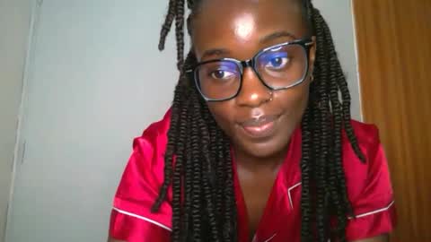 Snapshot of maicymiranda chatting on 6, 3, 2025 TO MY GOOD SUPPORTERS KINDLY MAKE MY WISHES COME TRUE I LOVE YOU ALL I AM UNWELL BUT I WILL BE BACK SOON online show from 6, 3, 2025