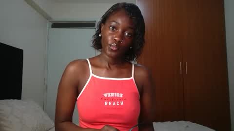 Snapshot of maicymiranda chatting on 10, 3, 2025 TO MY GOOD SUPPORTERS KINDLY MAKE MY WISHES COME TRUE I LOVE YOU ALL I AM UNWELL BUT I WILL BE BACK SOON online show from 10, 3, 2025