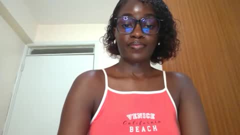 Snapshot of maicymiranda chatting on 10, 3, 2025 TO MY GOOD SUPPORTERS KINDLY MAKE MY WISHES COME TRUE I LOVE YOU ALL I AM UNWELL BUT I WILL BE BACK SOON online show from 10, 3, 2025