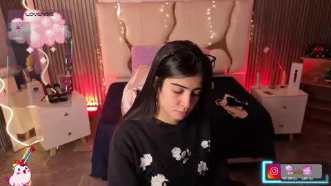 Snapshot of maiily_tay chatting on 26, 2, 2026 maiily_tay online show from 26, 2, 2026