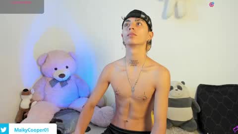 maiky_cooper01 online show from 10, 5, 2026