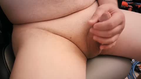 Snapshot of mainttech chatting on 5, 2, 2025 Gilly online show from 5, 2, 2025