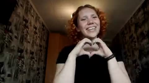 Snapshot of mairegiovanini chatting on 16, 6, 2026 Emma online show from 16, 6, 2026