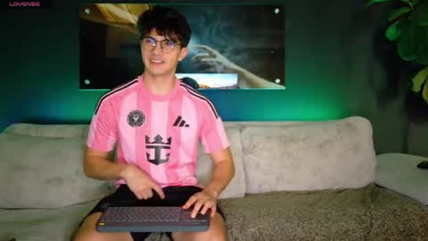 Bastian Arslan online show from 23, 5, 2026