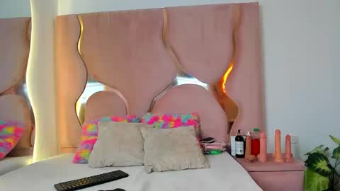 maite online show from 10, 3, 2025